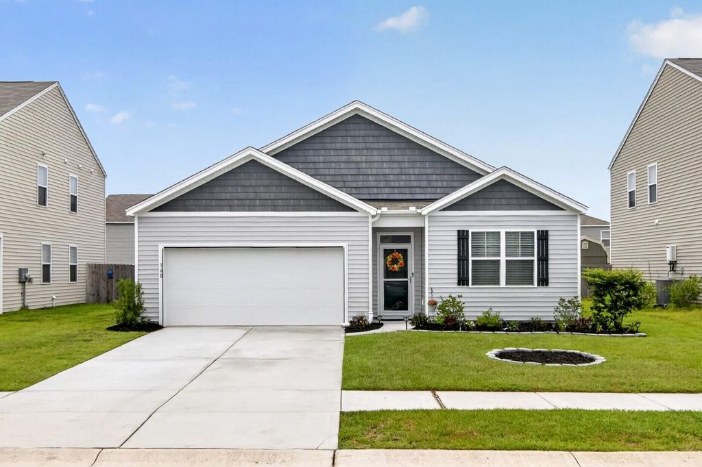 160 Lagoona Drive, Summerville, SC 29483