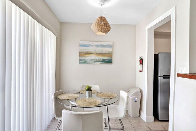 3226 NE 12th St 5, Pompano Beach, FL 33062