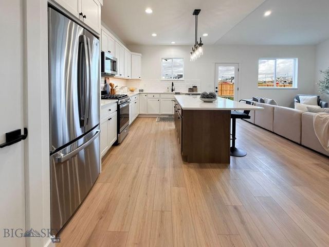 864 Accolade Loop, Belgrade, MT 59714
