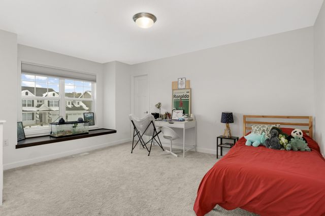 1149 74th Court W, Inver Grove Heights, MN 55077