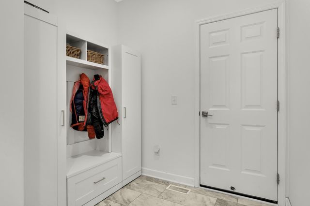 1149 74th Court W, Inver Grove Heights, MN 55077