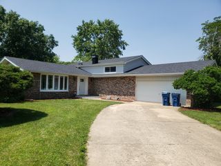 6820 Barrett Street, Downers Grove, IL 60516
