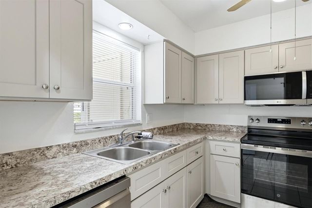 9914 SEBASTIAN COURT, Bradenton, FL 34210
