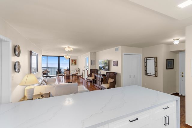 3951 N Ocean Boulevard 503, Gulf Stream, FL 33483