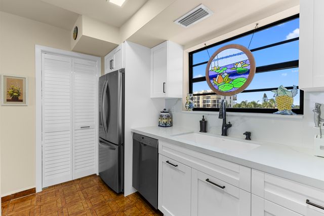 3951 N Ocean Boulevard 503, Gulf Stream, FL 33483