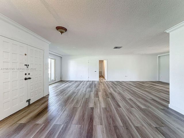 10028 SW 127th St, Miami, FL 33176