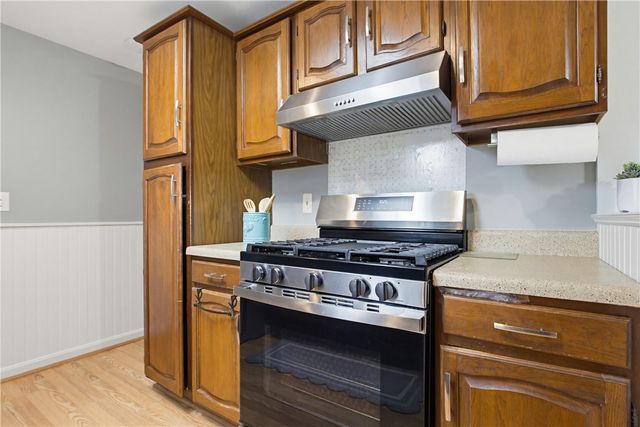 5 Shady Lane, East Providence, RI 02915