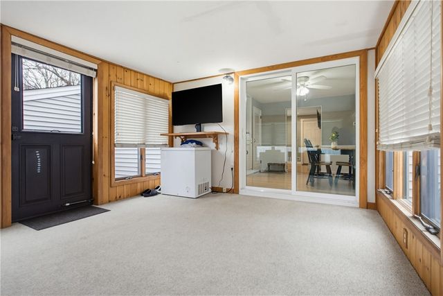 5 Shady Lane, East Providence, RI 02915