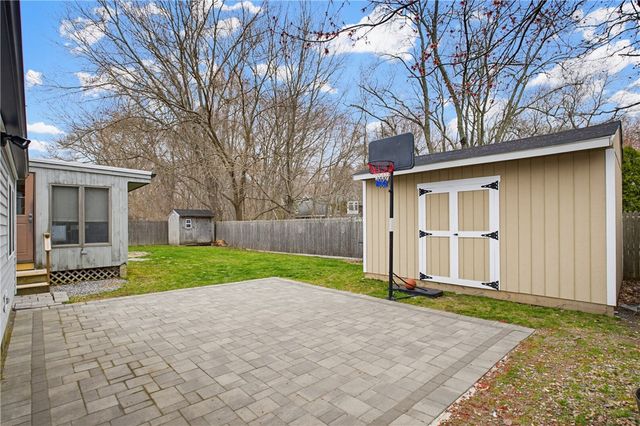 5 Shady Lane, East Providence, RI 02915