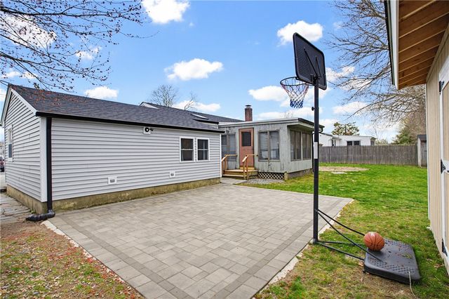 5 Shady Lane, East Providence, RI 02915