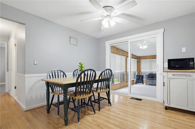 5 Shady Lane, East Providence, RI 02915