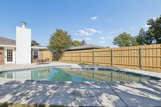 1734 Belltower Place, Lewisville, TX 75067