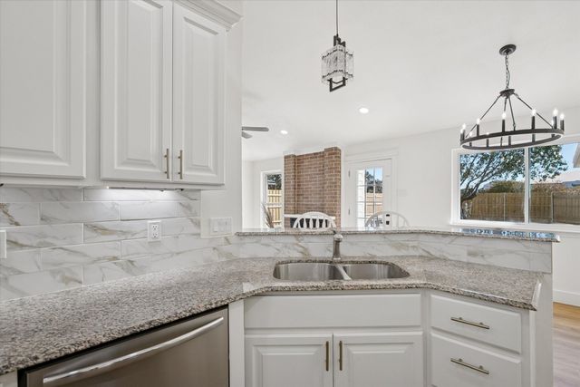 1734 Belltower Place, Lewisville, TX 75067