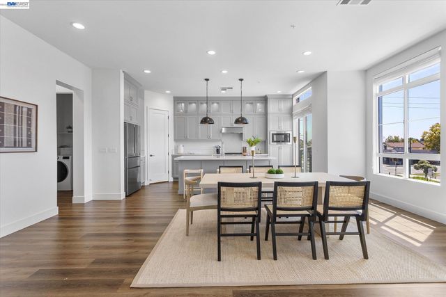 55 W Atlantic Ave 1002, Alameda, CA 94501