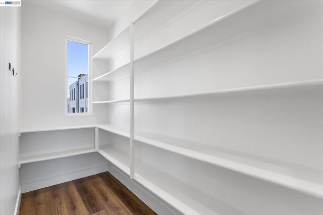 55 W Atlantic Ave 1002, Alameda, CA 94501