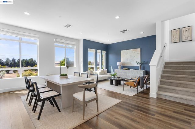 55 W Atlantic Ave 1002, Alameda, CA 94501