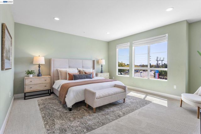 55 W Atlantic Ave 1002, Alameda, CA 94501