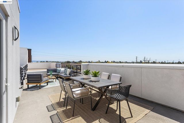 55 W Atlantic Ave 1002, Alameda, CA 94501