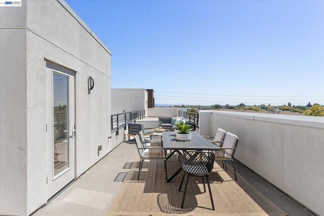 55 W Atlantic Ave 1002, Alameda, CA 94501