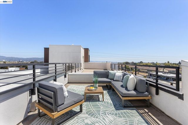 55 W Atlantic Ave 1002, Alameda, CA 94501