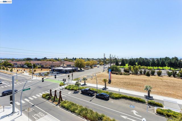 55 W Atlantic Ave 1002, Alameda, CA 94501