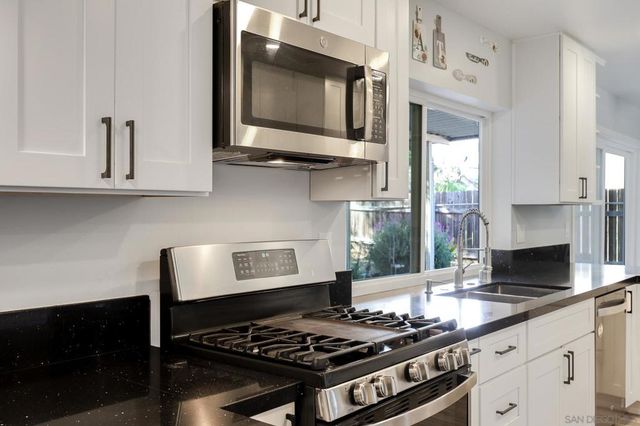 7923 Cinthia St, La Mesa, CA 91941