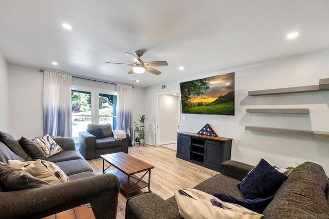 7923 Cinthia St, La Mesa, CA 91941