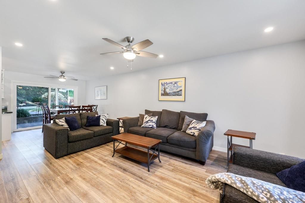 Image 11 of property listing at 7923 Cinthia St, La Mesa, CA 91941