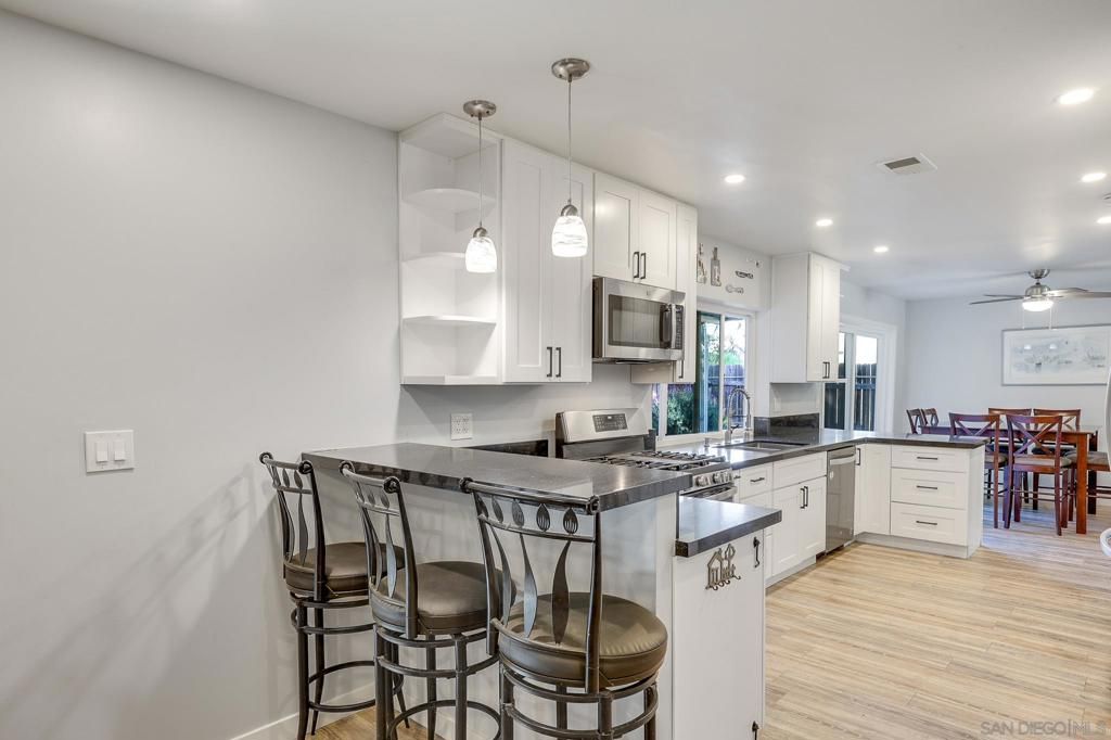 Image 17 of property listing at 7923 Cinthia St, La Mesa, CA 91941