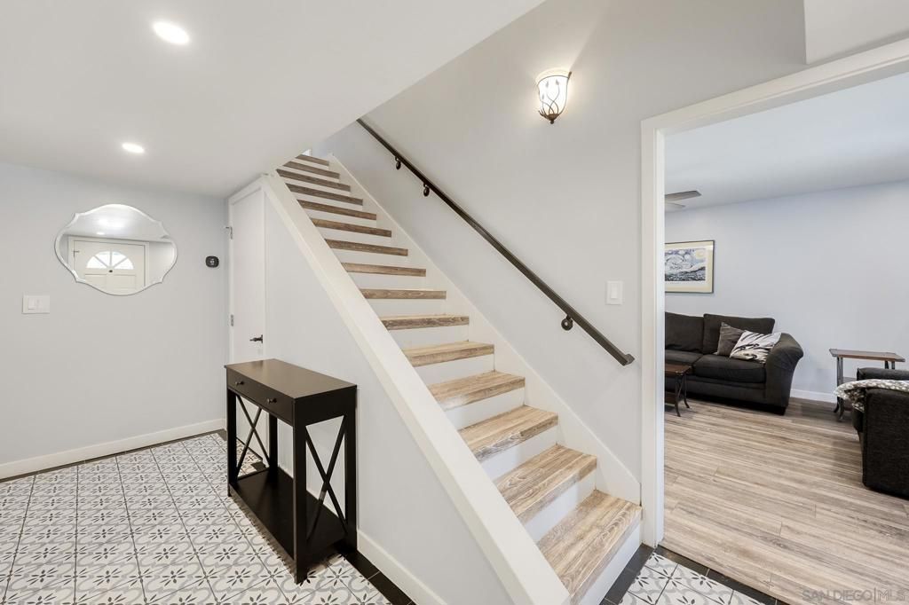 Image 23 of property listing at 7923 Cinthia St, La Mesa, CA 91941