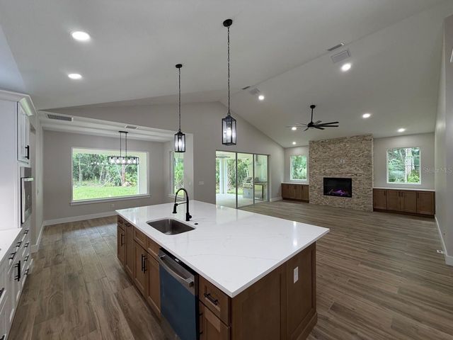 1602 LAKE HARNEY, Geneva, FL 32732