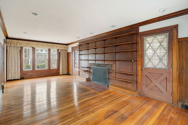 110 Leonard St, Belmont, MA 02478