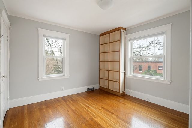 110 Leonard St, Belmont, MA 02478