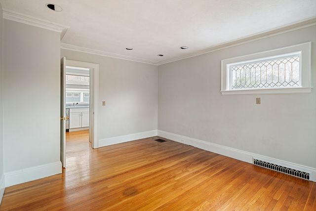 110 Leonard St, Belmont, MA 02478