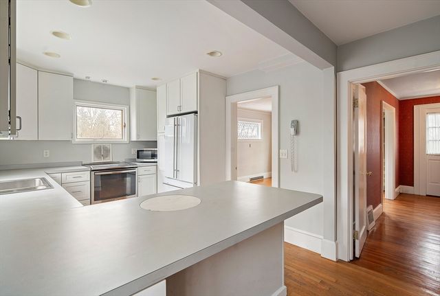 110 Leonard St, Belmont, MA 02478