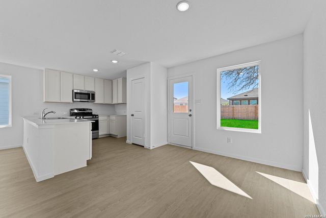 109 Ellendale Place, Fredericksburg, TX 78624