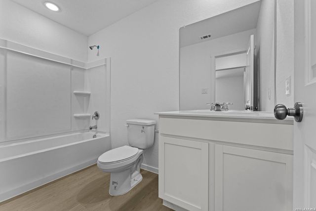 109 Ellendale Place, Fredericksburg, TX 78624