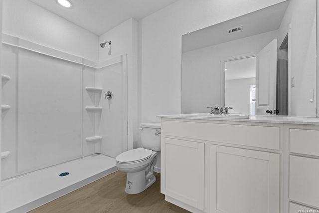 109 Ellendale Place, Fredericksburg, TX 78624