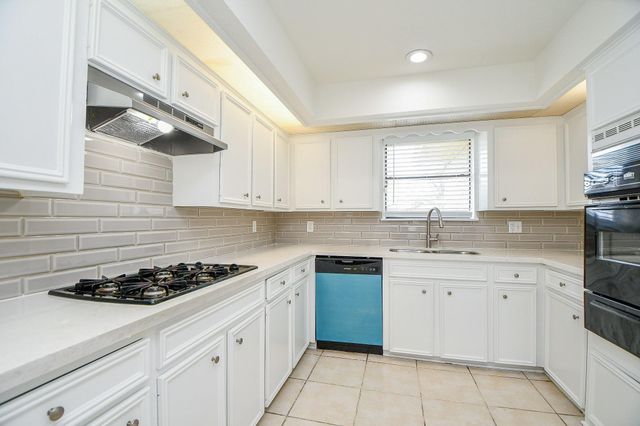 18754 Wood Glen Lane, Houston, TX 77084