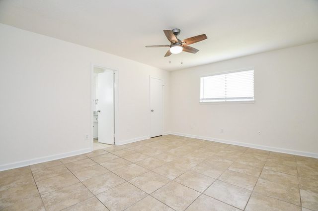 18754 Wood Glen Lane, Houston, TX 77084