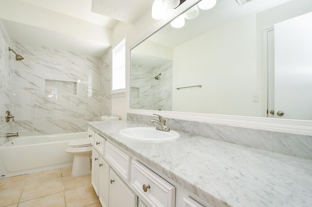 18754 Wood Glen Lane, Houston, TX 77084