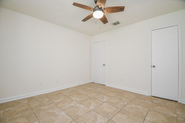 18754 Wood Glen Lane, Houston, TX 77084