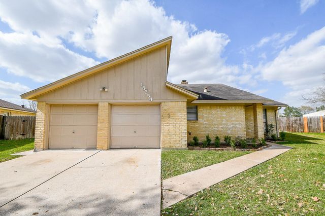 18754 Wood Glen Lane, Houston, TX 77084