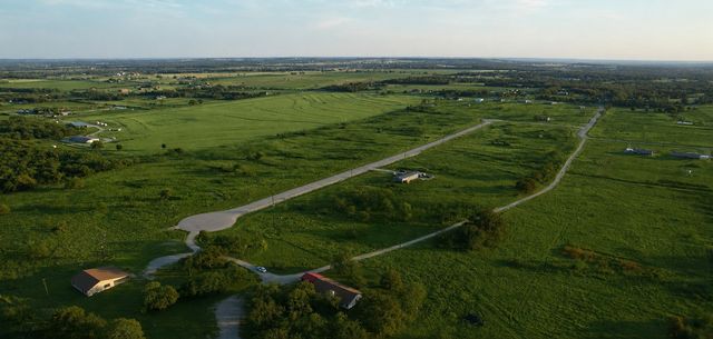 1025 Carnagie Road, Poolville, TX 76487