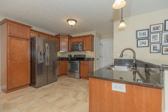 9130 Wynnfield Drive, Evansville, IN 47725