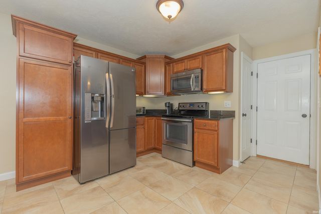 9130 Wynnfield Drive, Evansville, IN 47725