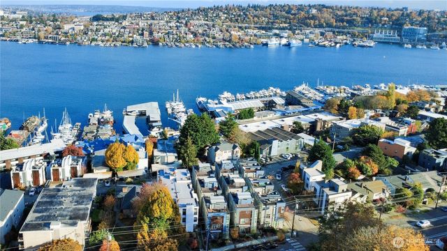 710 McGraw Street, Seattle, WA 98109