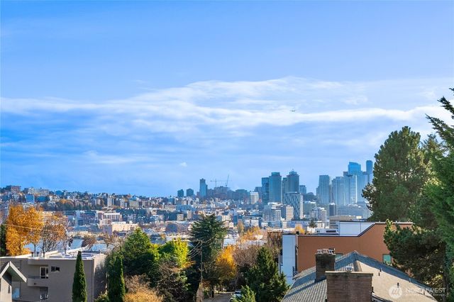 710 McGraw Street, Seattle, WA 98109