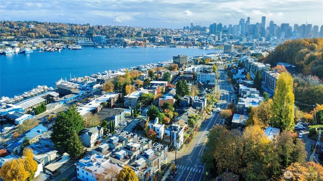 710 McGraw Street, Seattle, WA 98109