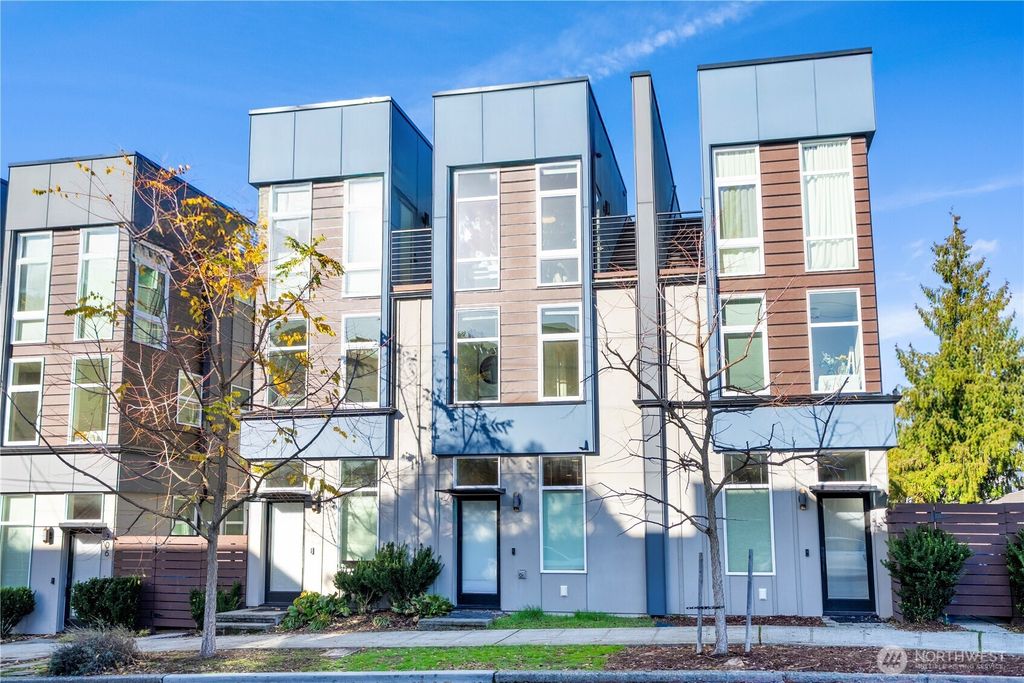 710 McGraw Street, Seattle, WA 98109
